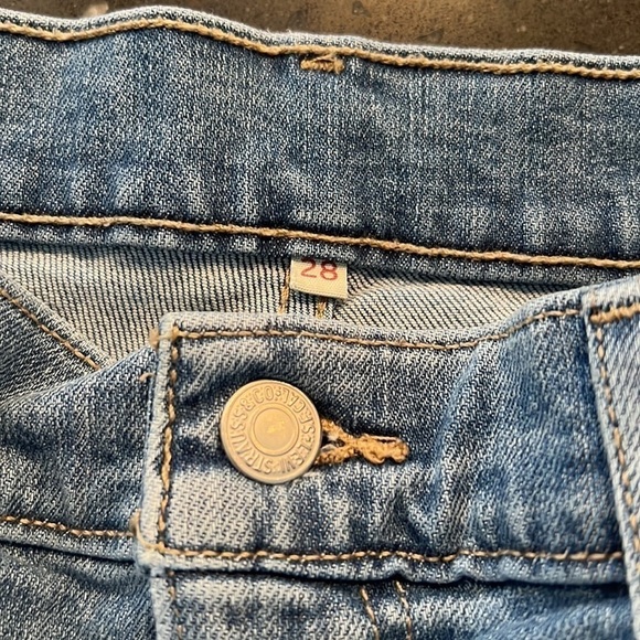 Levi’s Mile High Wide Leg Flare Raw Hem Jeans SZ 28 - Picture 6 of 11